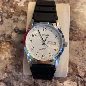 Men’s pulsar watch